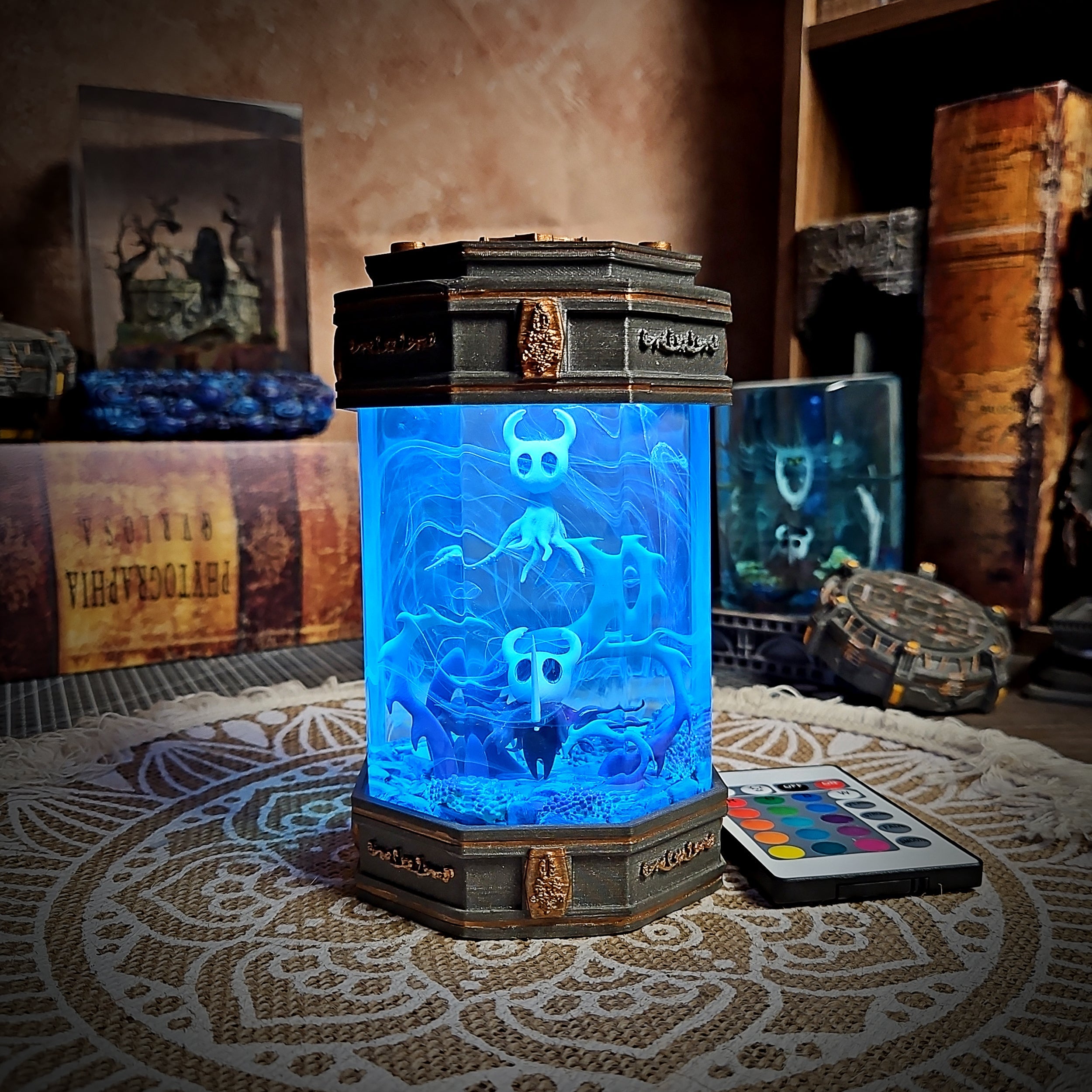 Hollow Knight V2 - Octagonal Resin Lamp