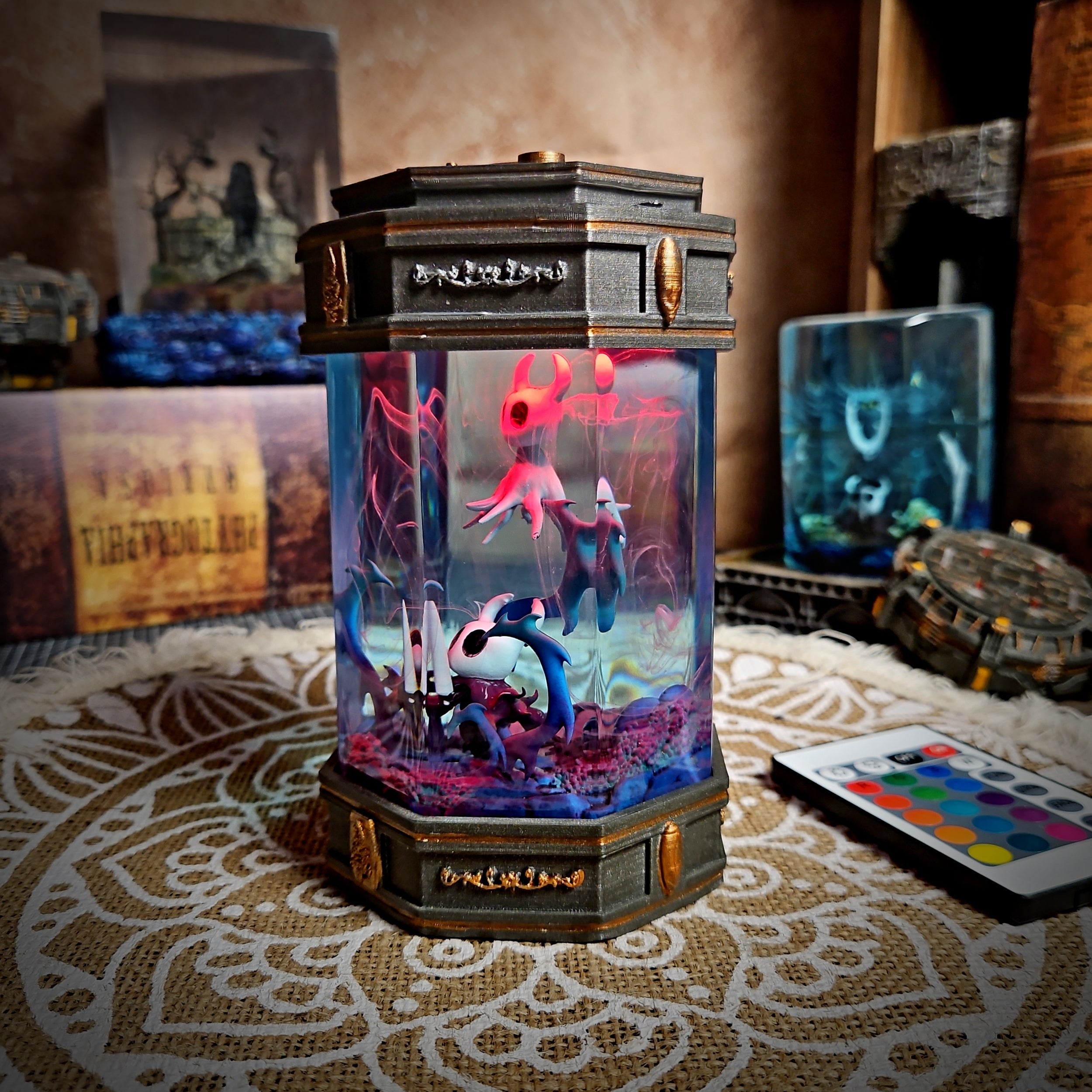 Hollow Knight V2 - Octagonal Resin Lamp