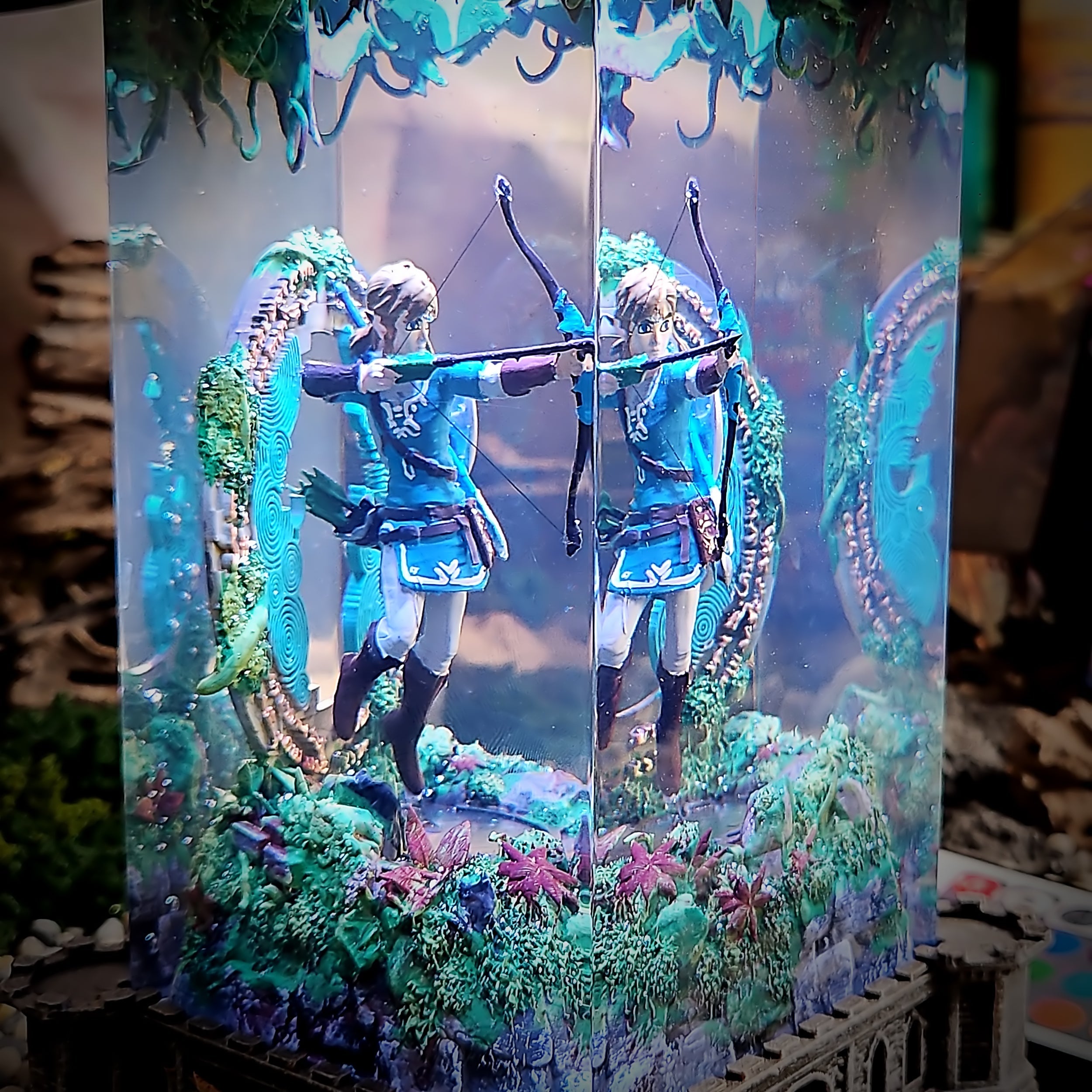 Link V1 Resin Lamp - handmade resin lamp