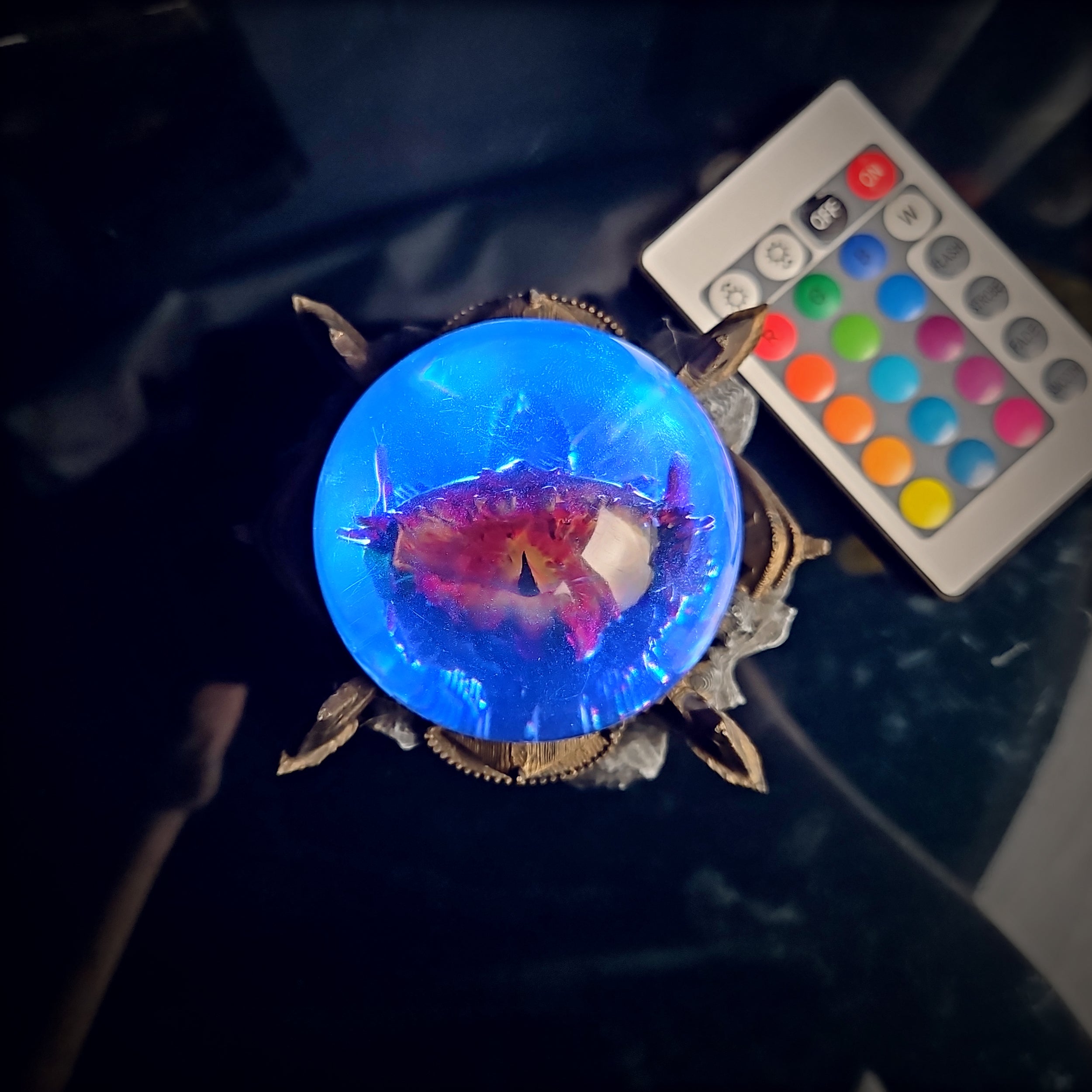 Sauron Eye Egg Lamp - handmade resin lamp