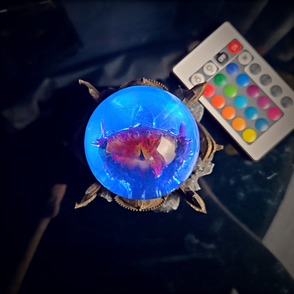 SAURON - handmade resin lamp