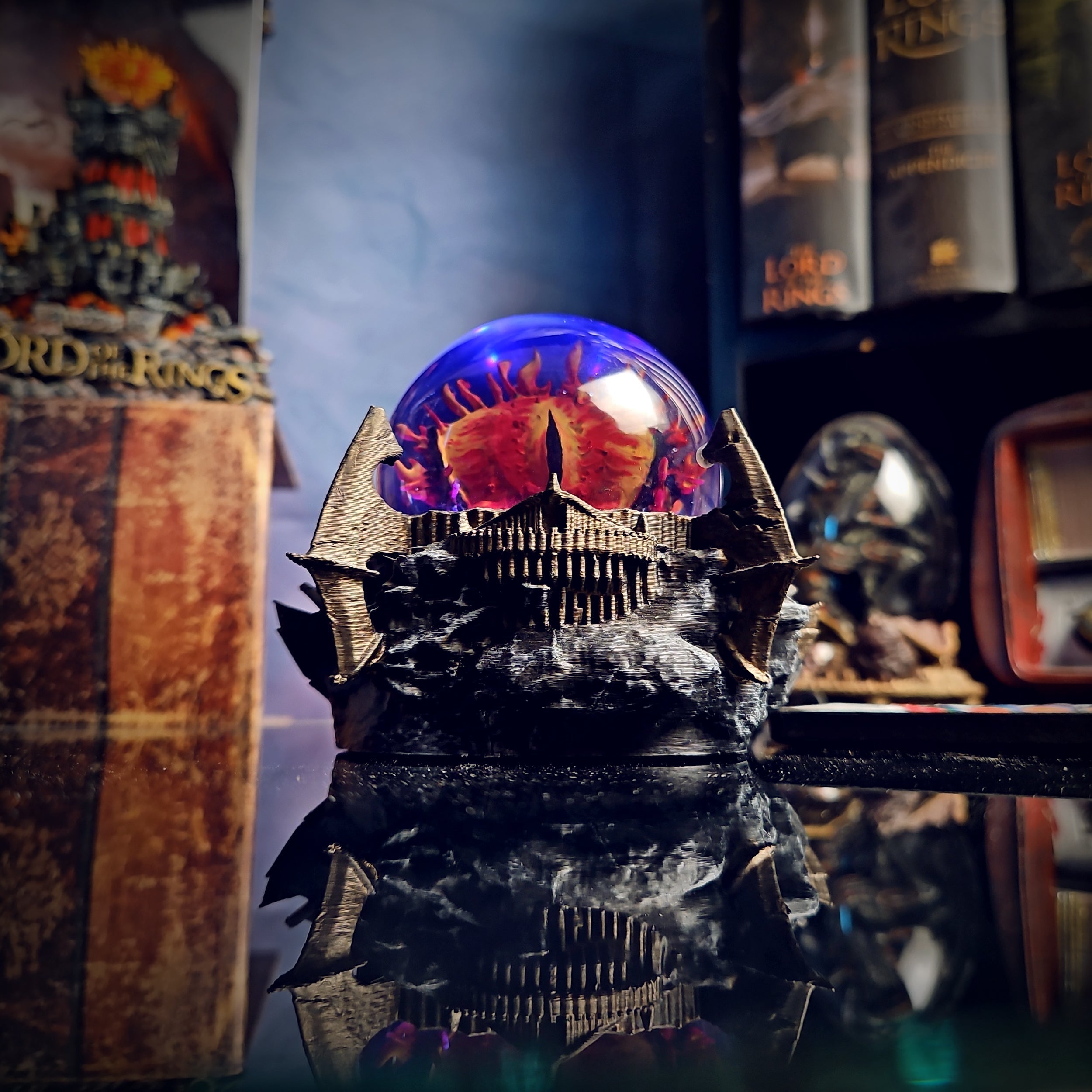 SAURON - handmade resin lamp