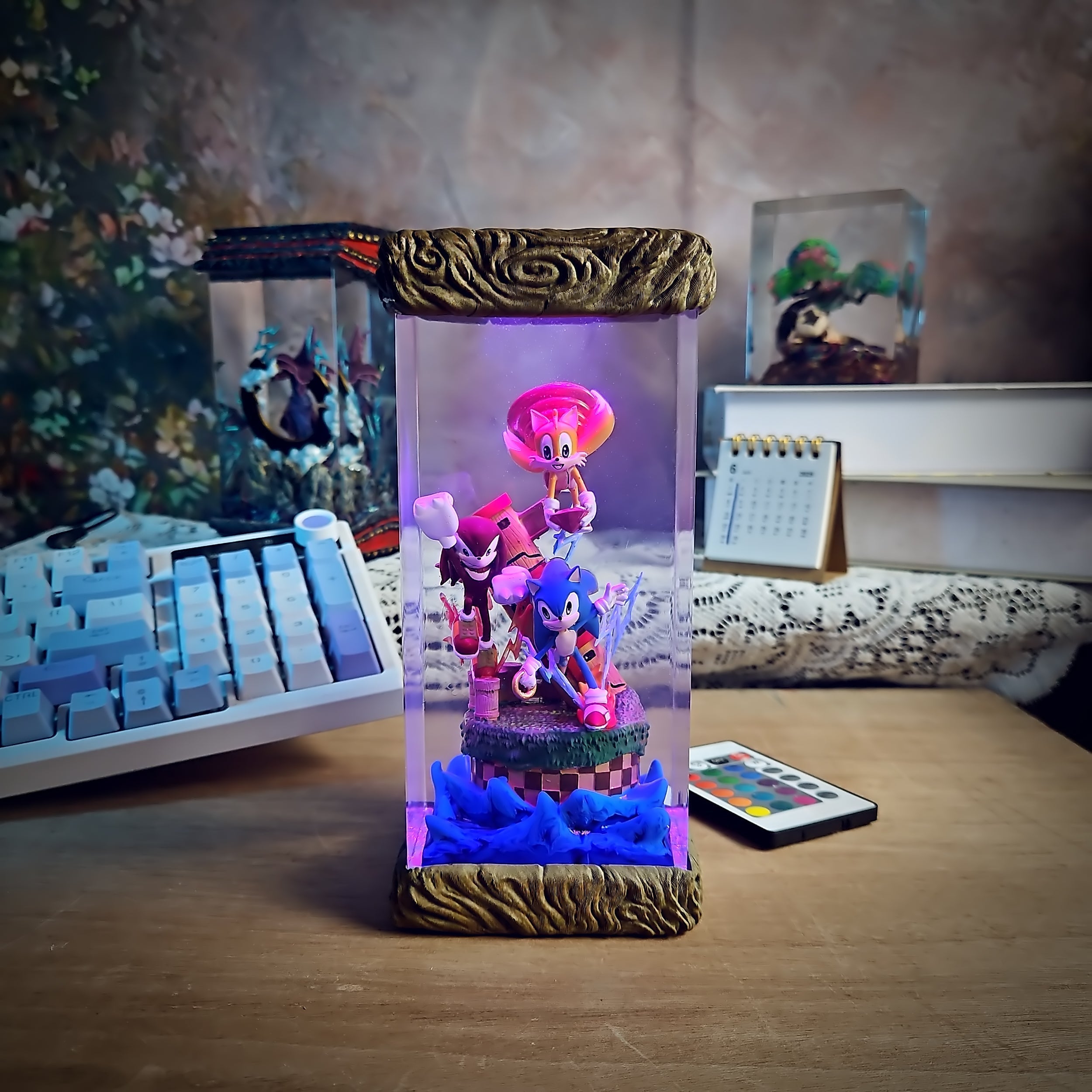 Sonic Resin Lamp - handmade resin lamp