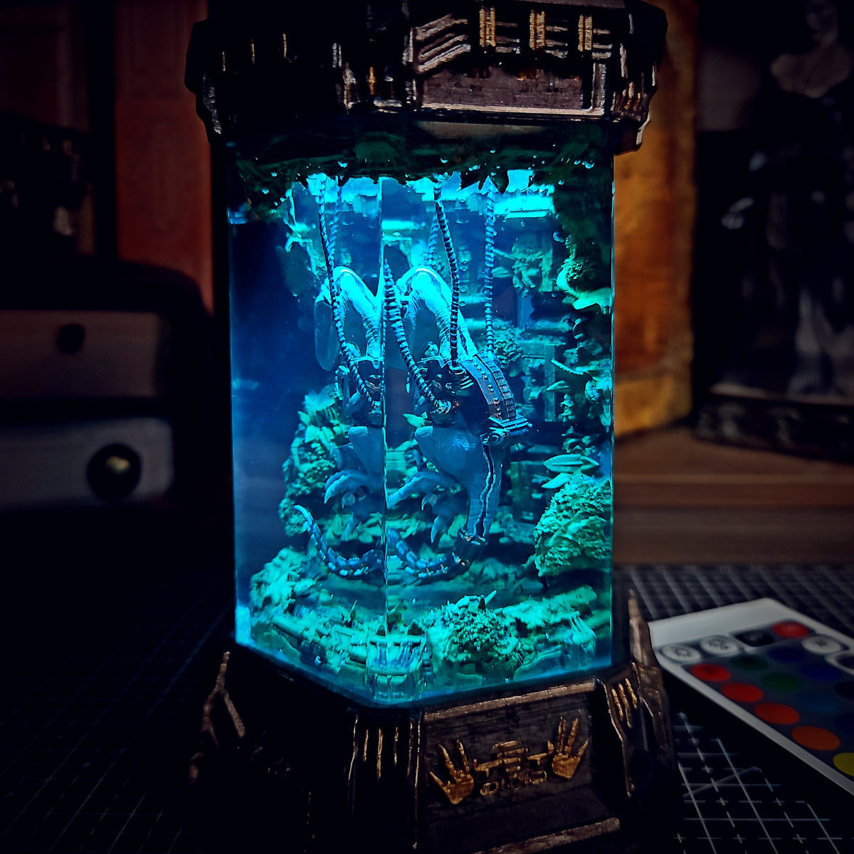 Raptor Hexagon Resin Lamp - handmade resin lamp