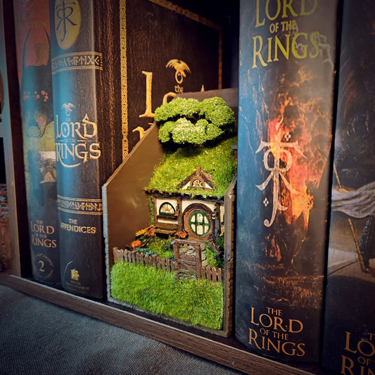 BB Hobbit Book Nook - handmade resin lamp