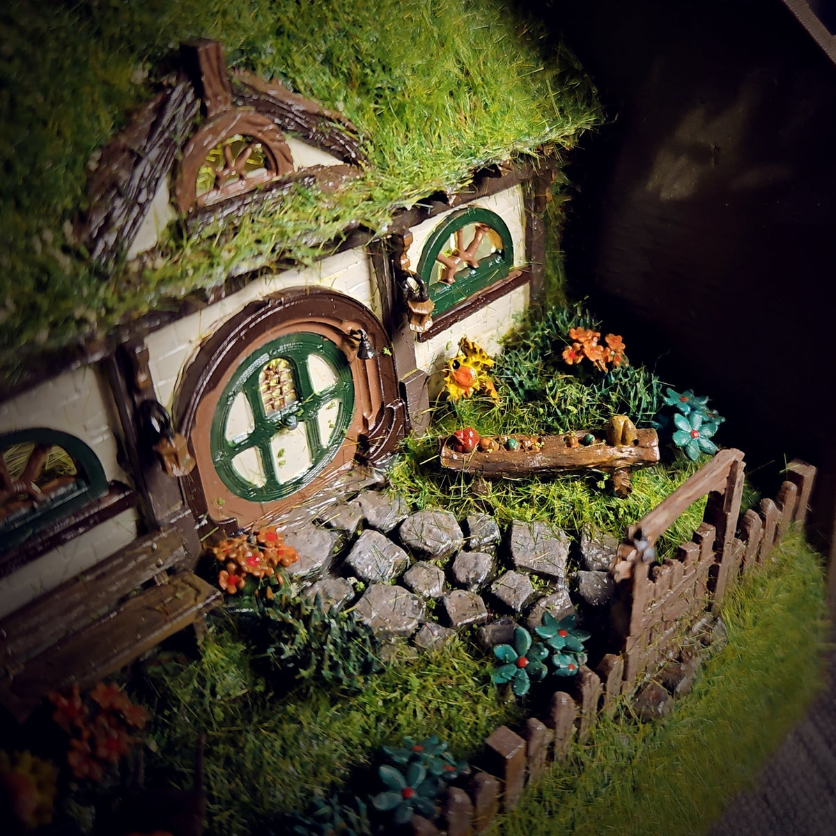 BB Hobbit Book Nook - handmade resin lamp
