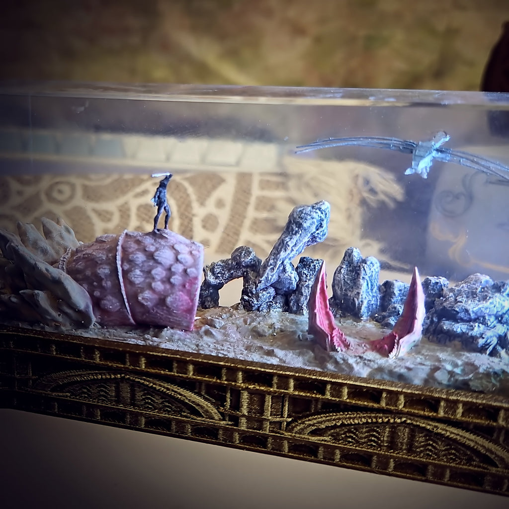 Dune Resin Lamp - handmade resin lamp