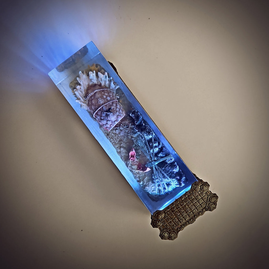 Dune Resin Lamp - handmade resin lamp