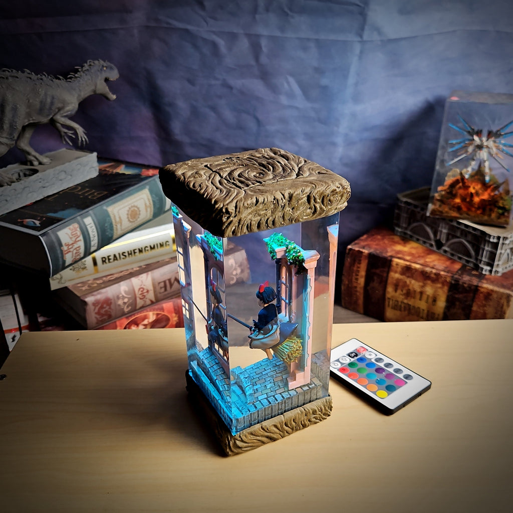 KIKI Resin Lamp - handmade resin lamp