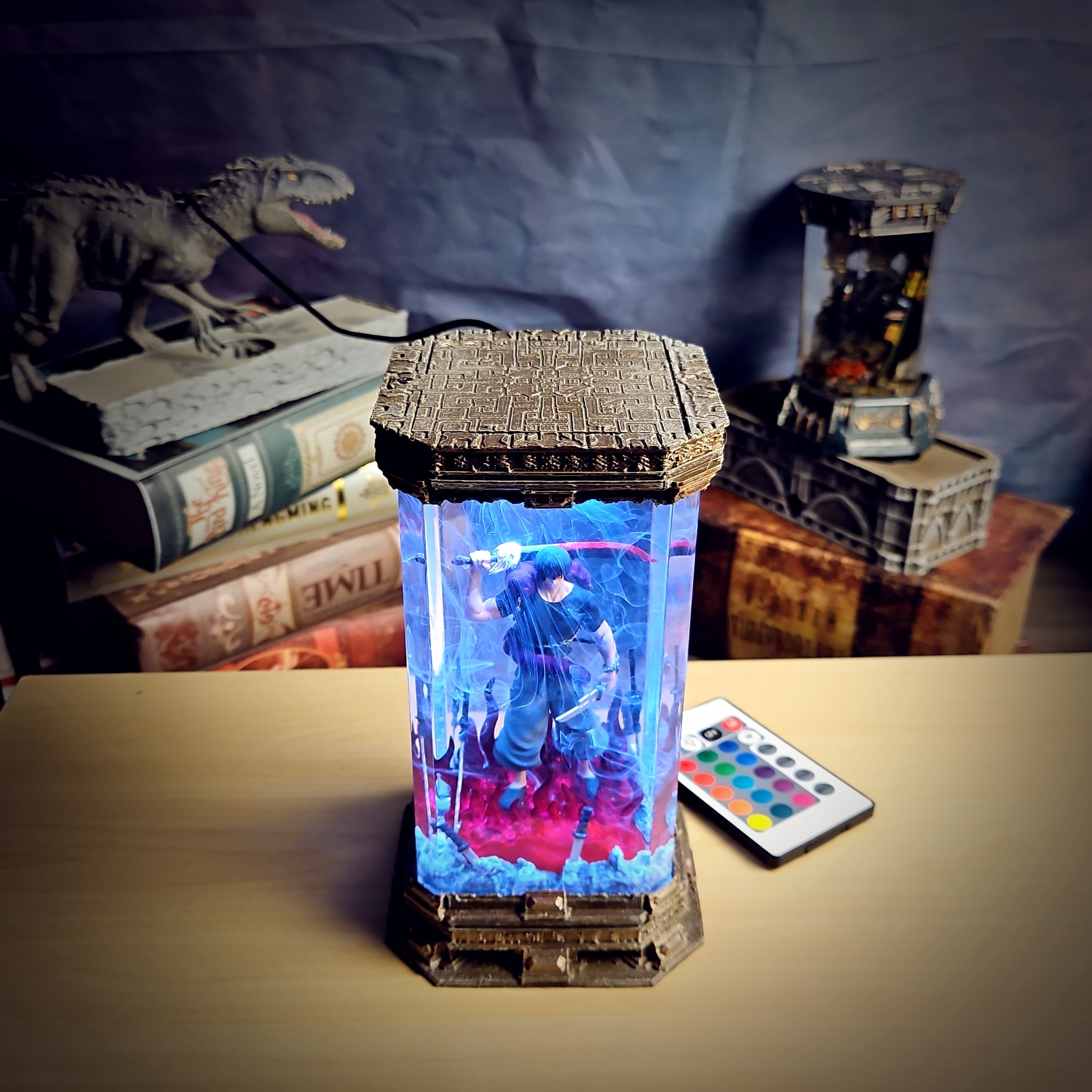 Toji Resin Lamp - handmade resin lamp