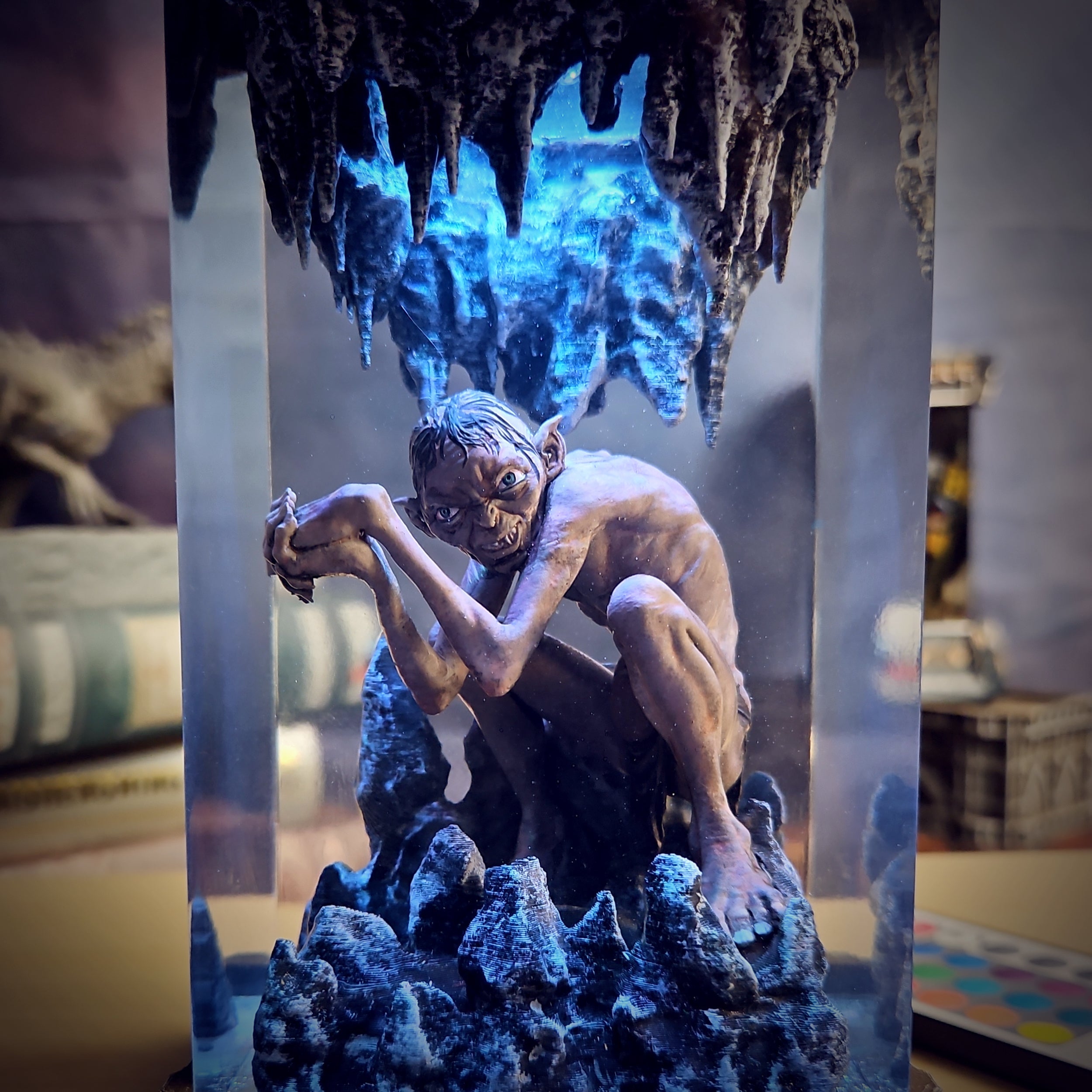 GOLUM - handmade resin lamp