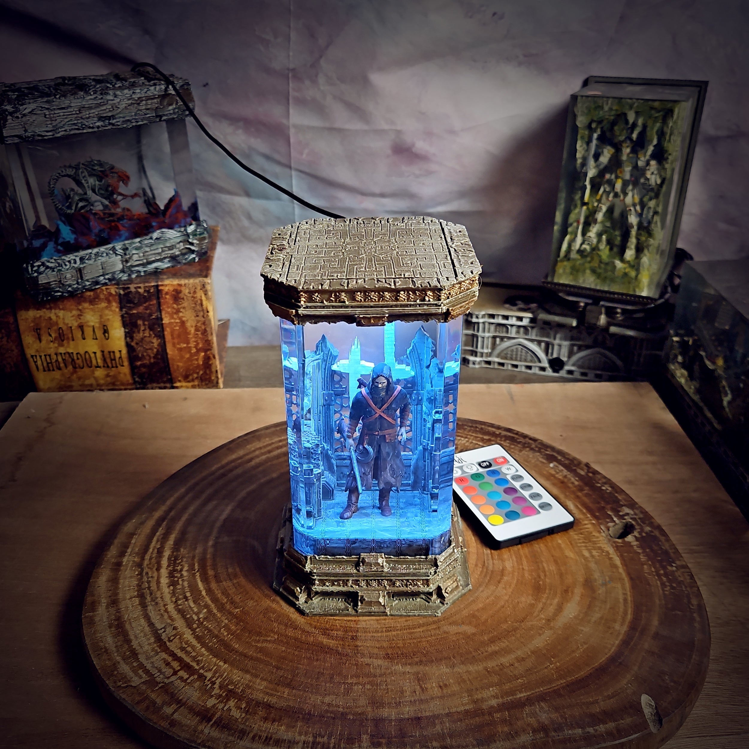 Hunt Showdown Resin Lamp - handmade resin lamp