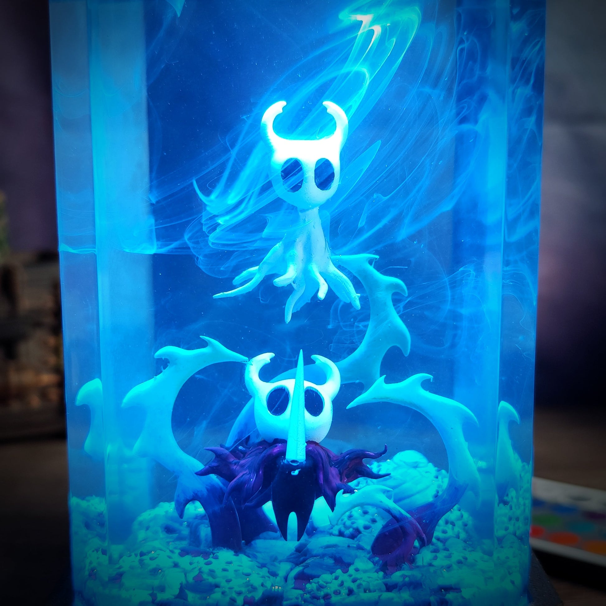 Hollow Knight Resin Lamp V1 – Battle Pose - handmade resin lamp