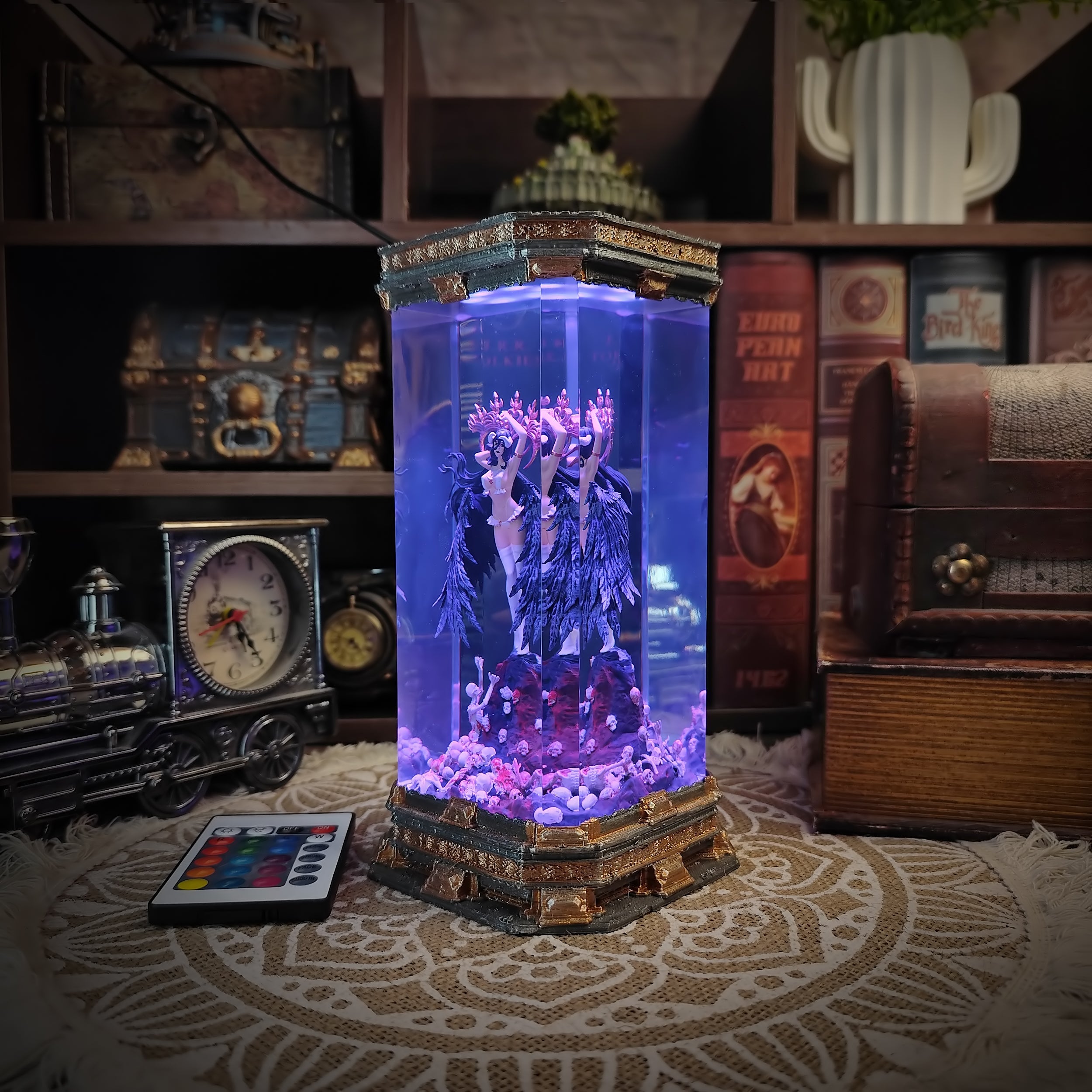 Albedo Resin Lamp - handmade resin lamp