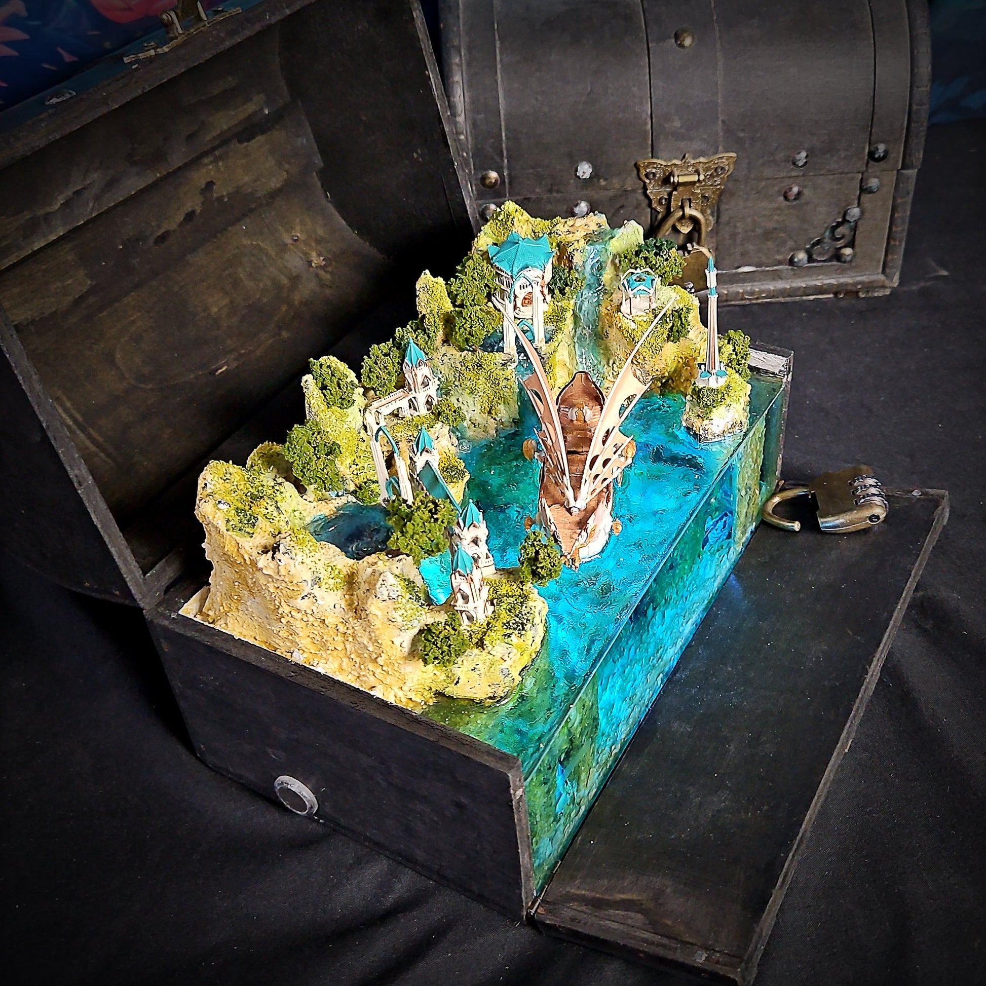 Elf Light Box - handmade resin light box