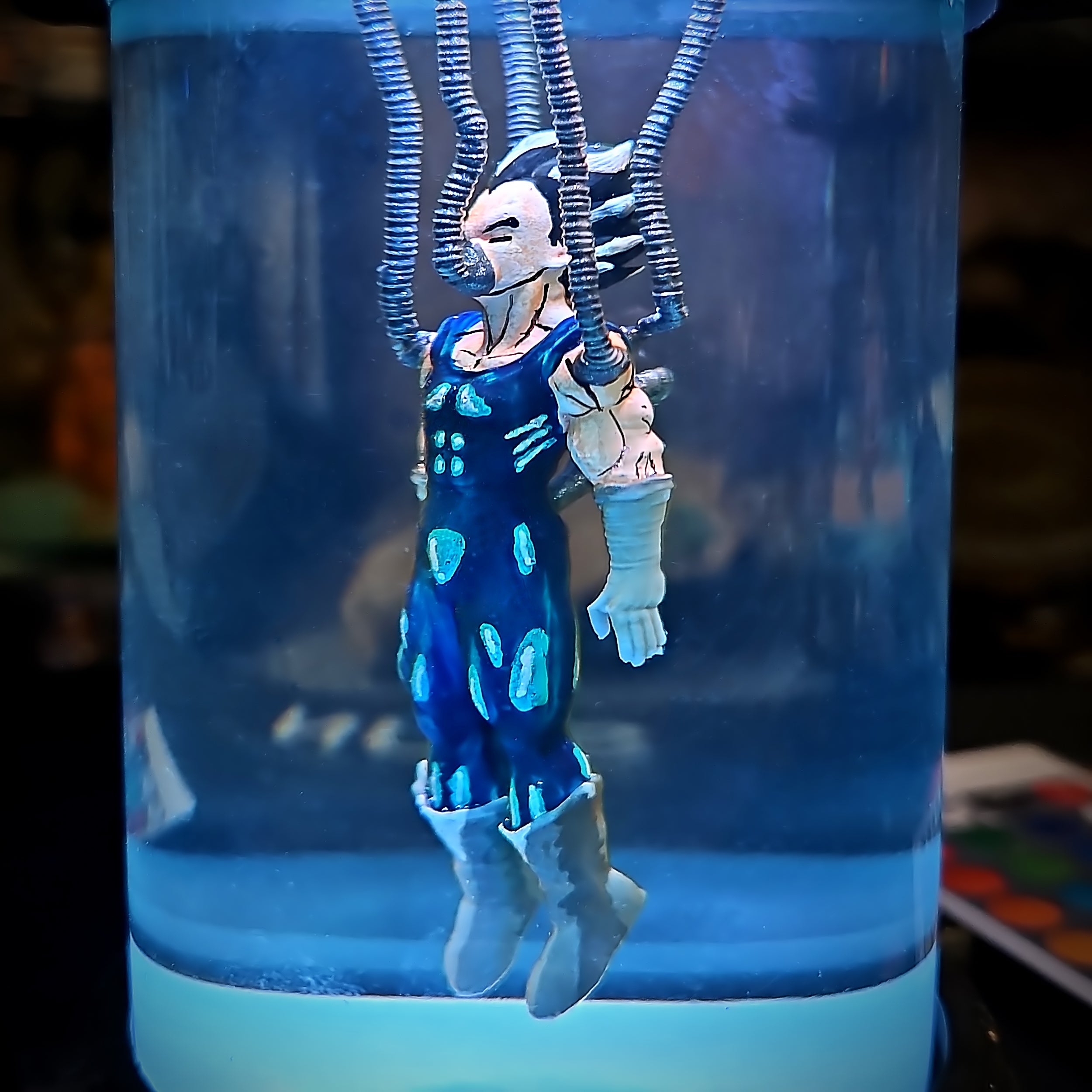 BIOLAB – VEGETA V2 Resin Lamp