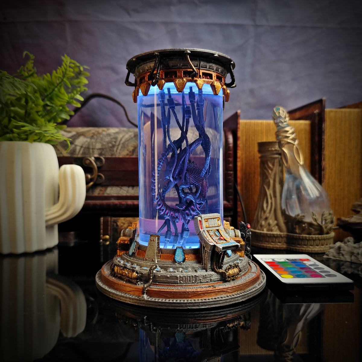 Alien Lab v2 Resin Lamp - handmade resin lamp