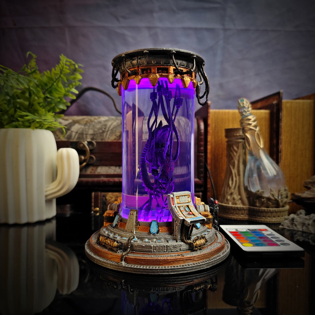 Alien Lab v2 Resin Lamp - handmade resin lamp