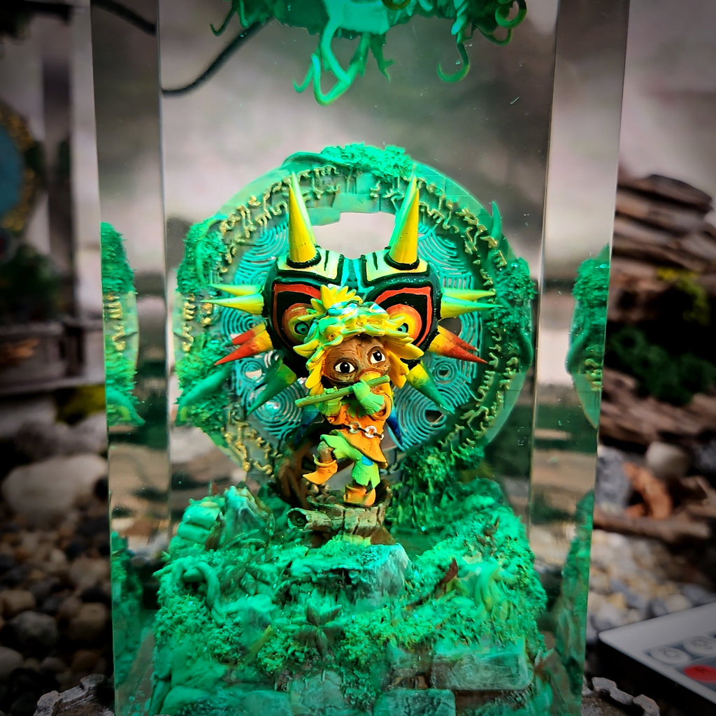 Majora Resin Lamp - handmade resin lamp