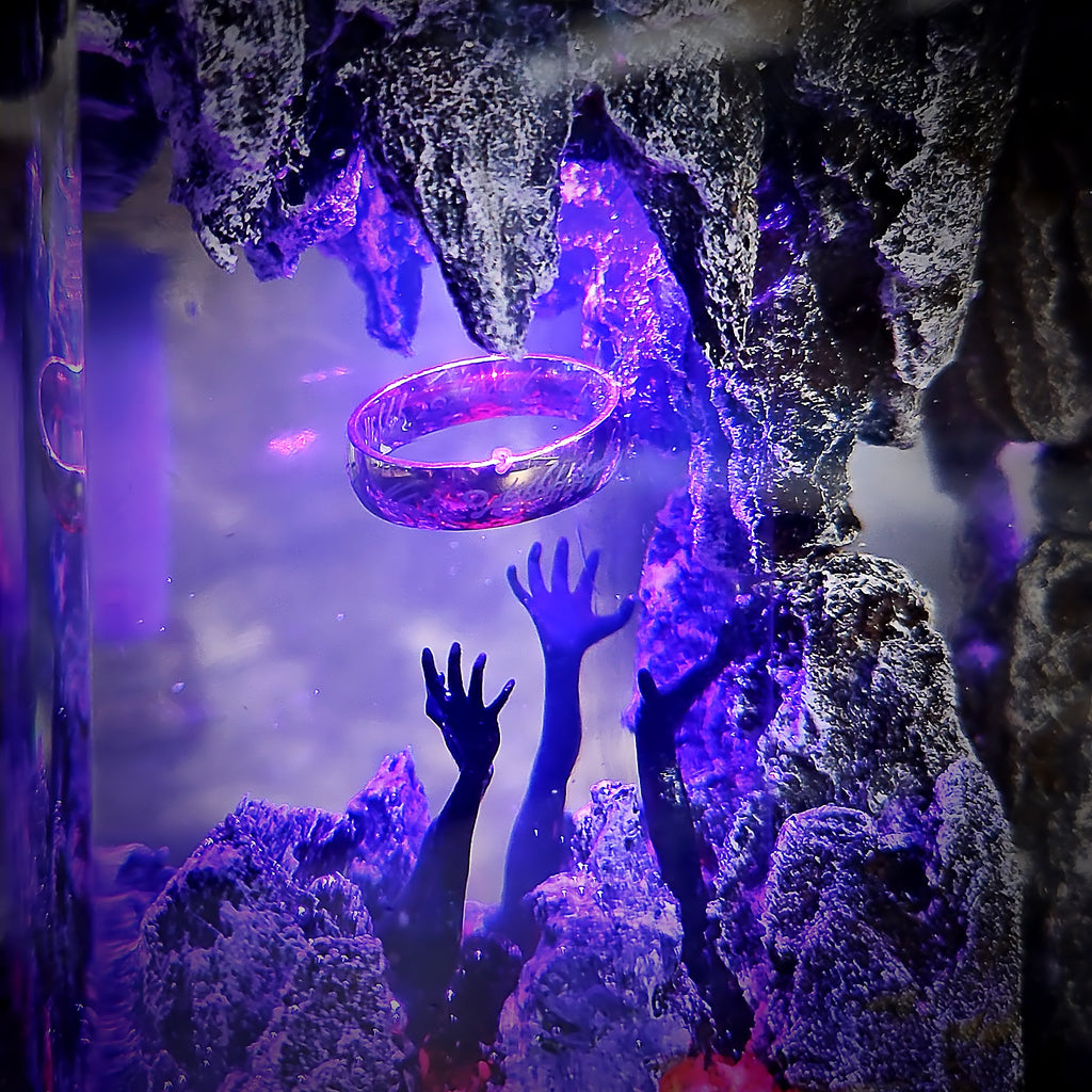 RING Resin Lamp - handmade resin lamp