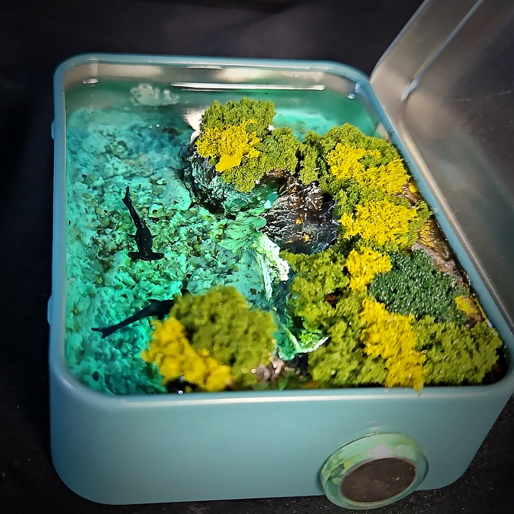 Hammerhead Tin Light Box - handmade resin light box