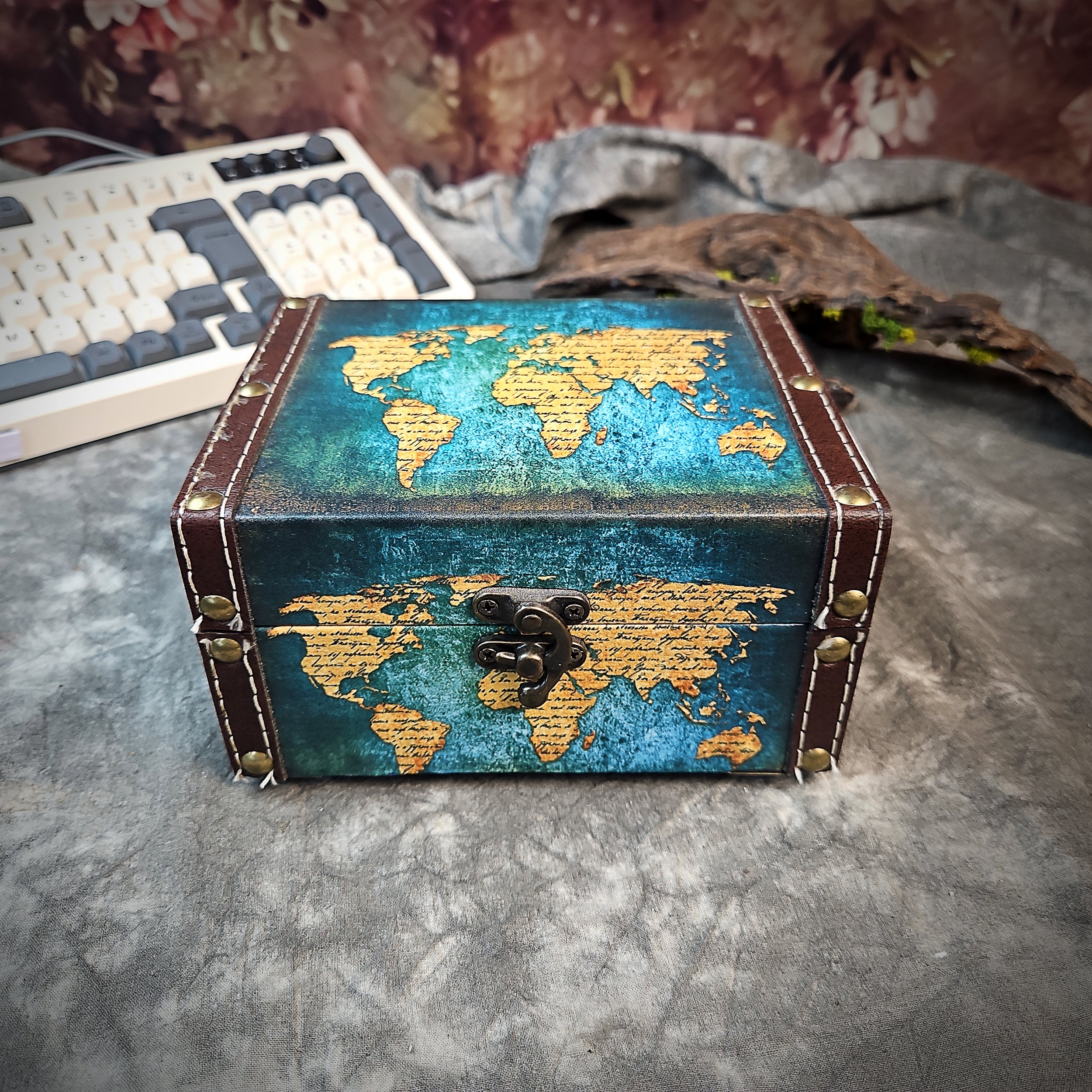 The Lost City Light Box - handmade resin light box