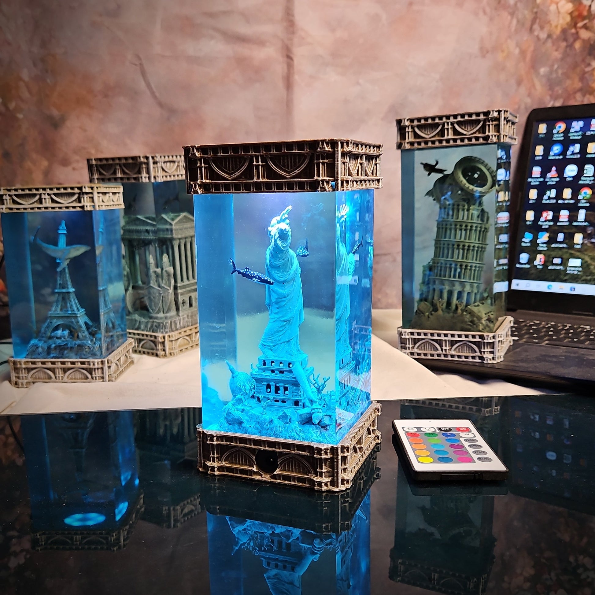 Statue of Liberty Resin Lamp - handmade resin lamp
