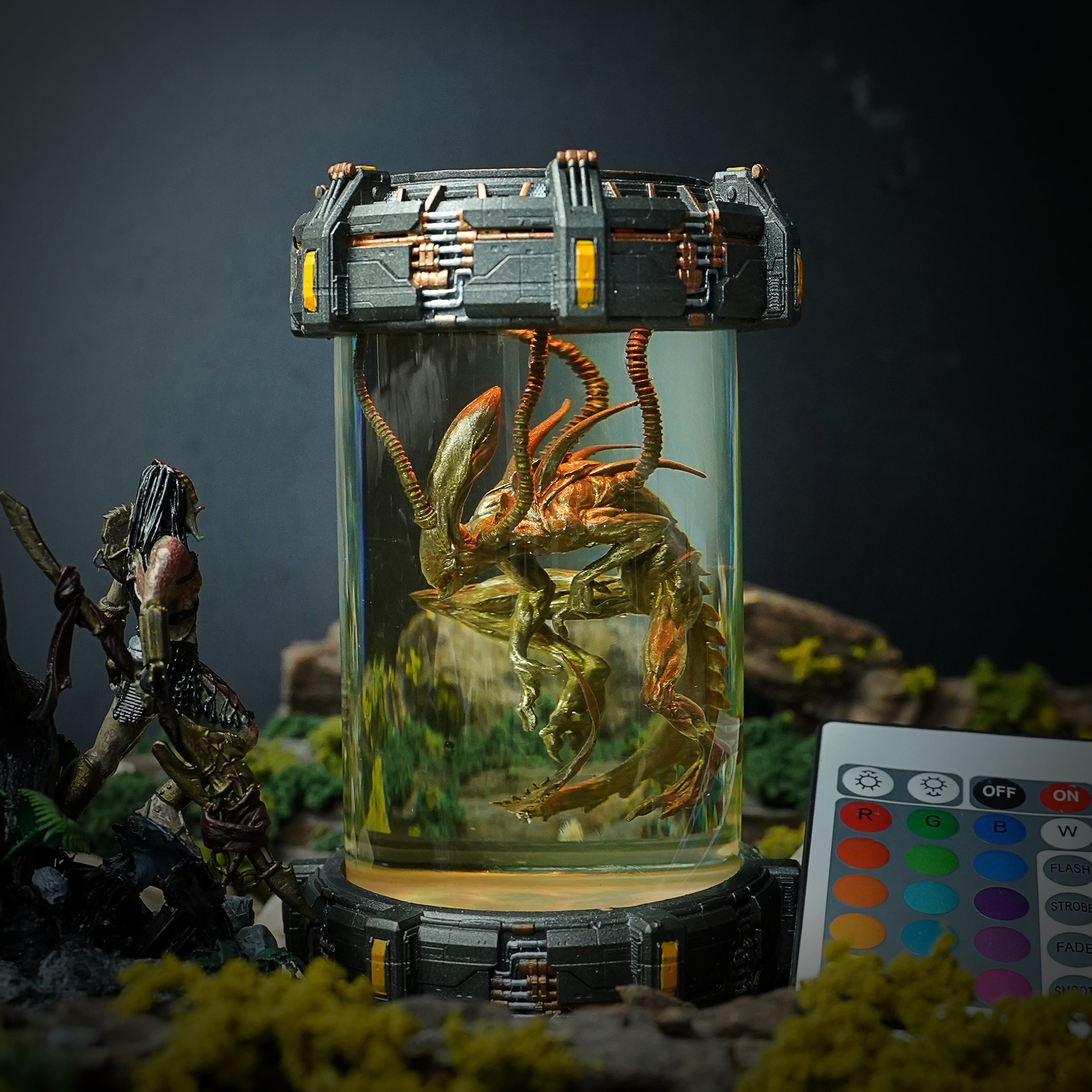 BIOLAB - ALIEN V2 Resin Lamp - handmade resin lamp