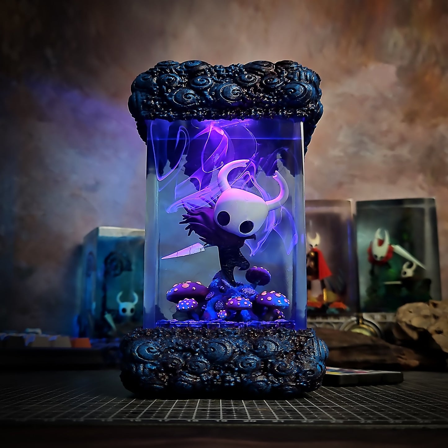 Hollow Knight V2 Resin Lamp - handmade resin lamp