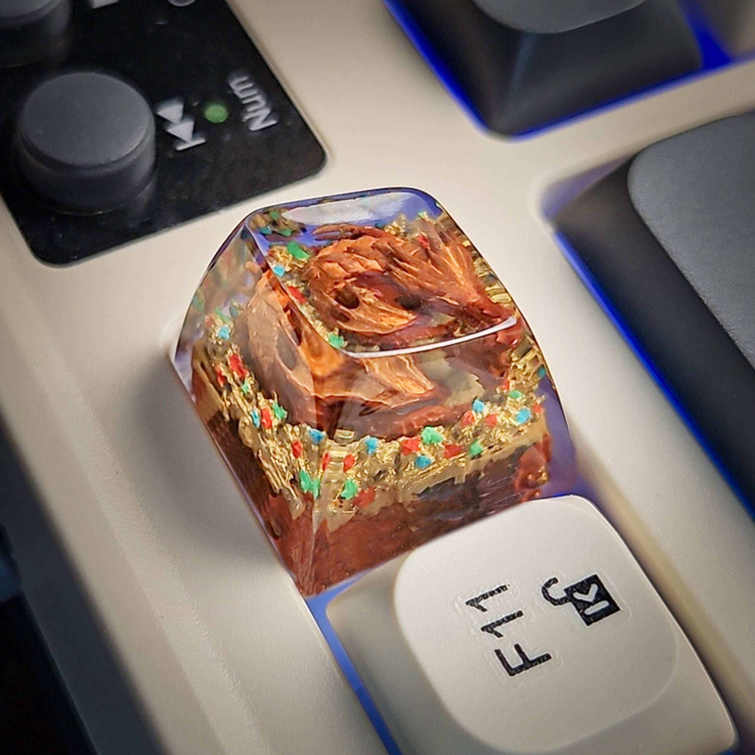 Smaug Keycap - handmade resin keycap