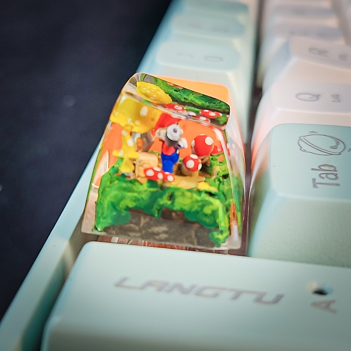 Mario Keycap - handmade resin keycap
