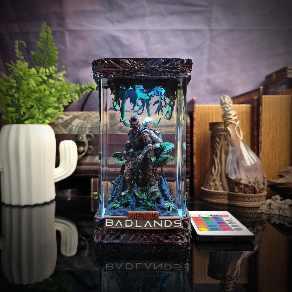 Predator Badland Sci-Fi Hunter Lamp - handmade resin lamp