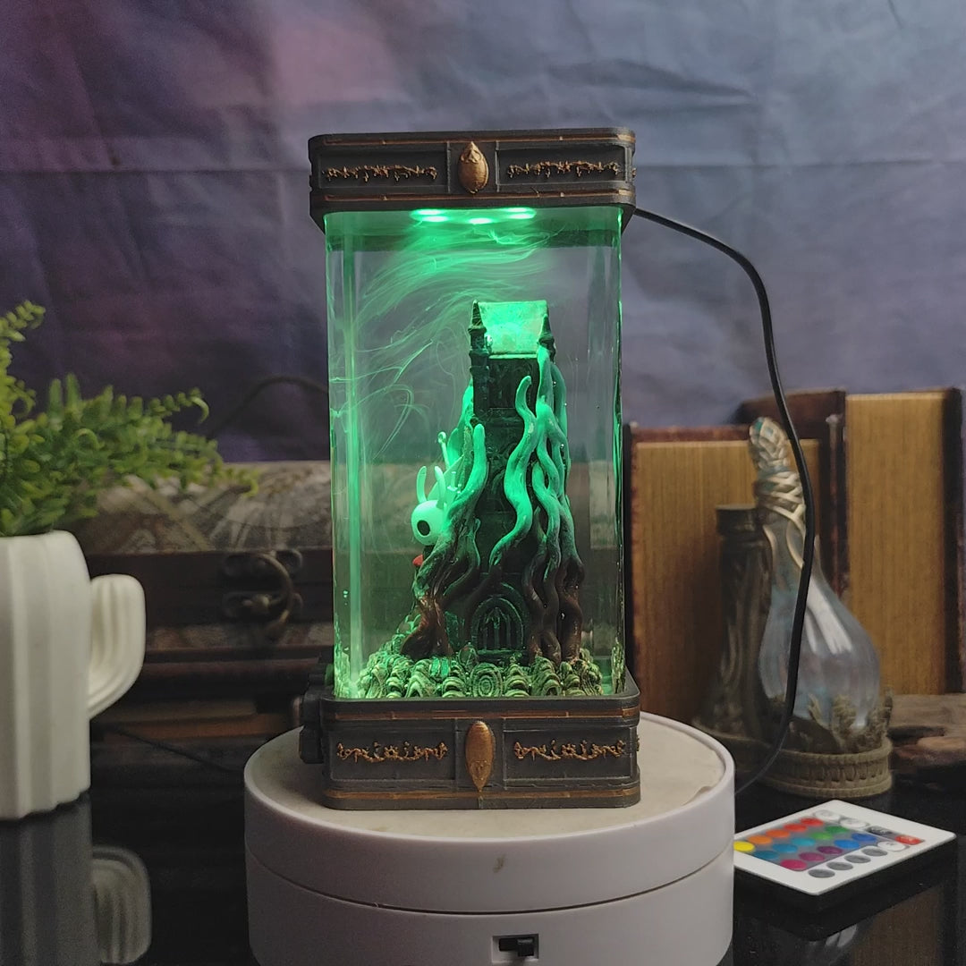 Knight & Hornet Silksong V2 Lamp - handmade resin lamp
